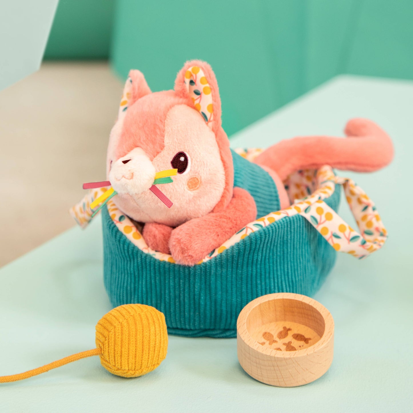 Jeanne Cat With Basket