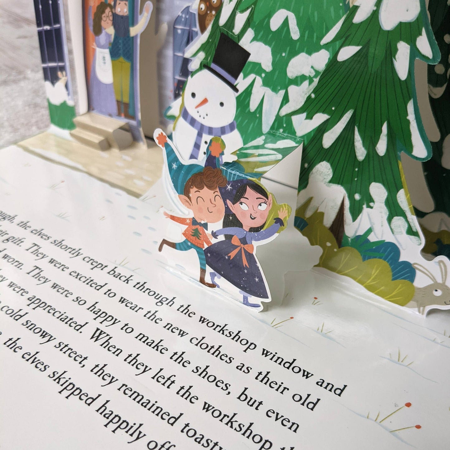 The Elves And The Shoemaker Pop-Up Book