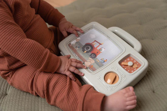 Little Farm Musical TV