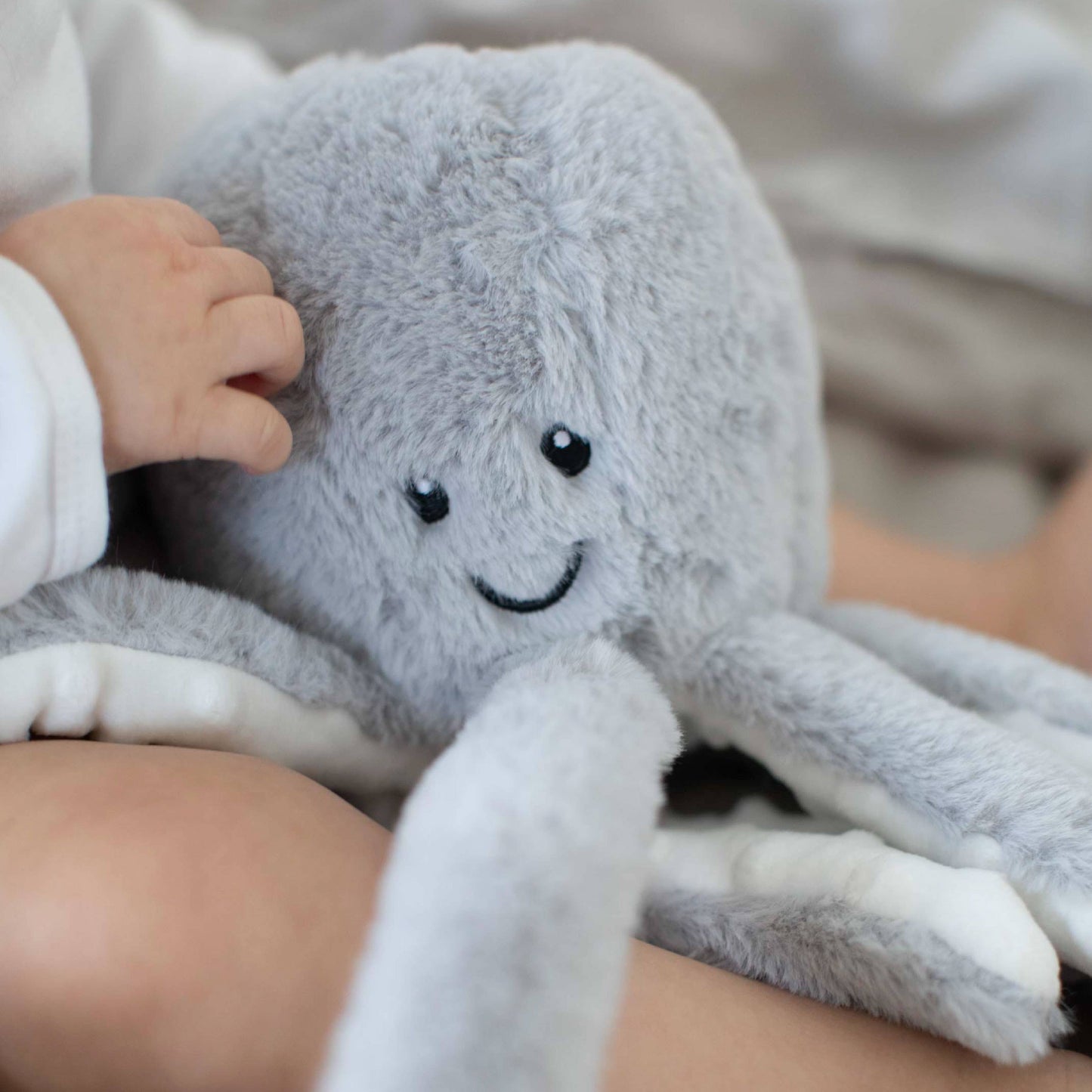Flow Amsterdam Heartbeat Comforter - Olly Octopus Grey