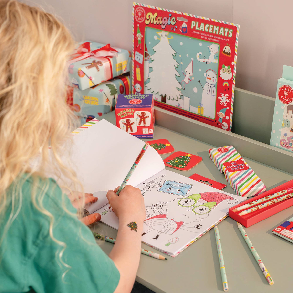 Christmas My Colouring Book