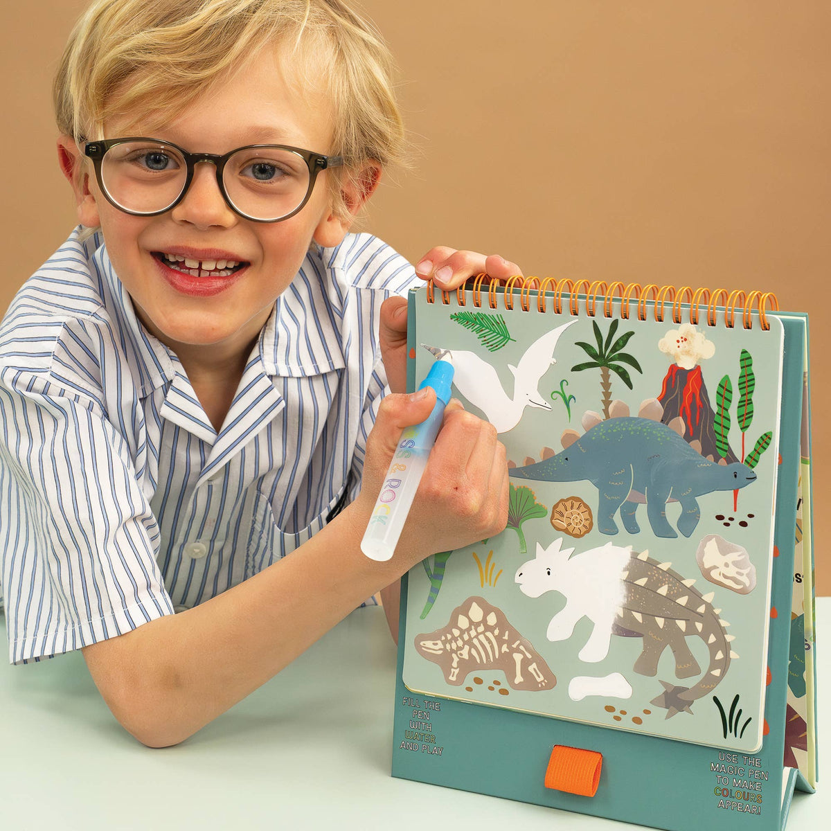 Dinosaur Magic Water Easel Pad